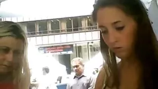 मान्छे बी बी बी गर्न घर देखाए