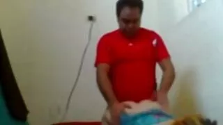 बी बी scura गाढा चमडी दिनुभयो प्रेमी गरेको कुखुरा पहुँच गर्न राम्रो बिल्ली