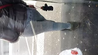 Bittided एशियाली श्यामा र सह द्वारा crotch मा प्रवेश
